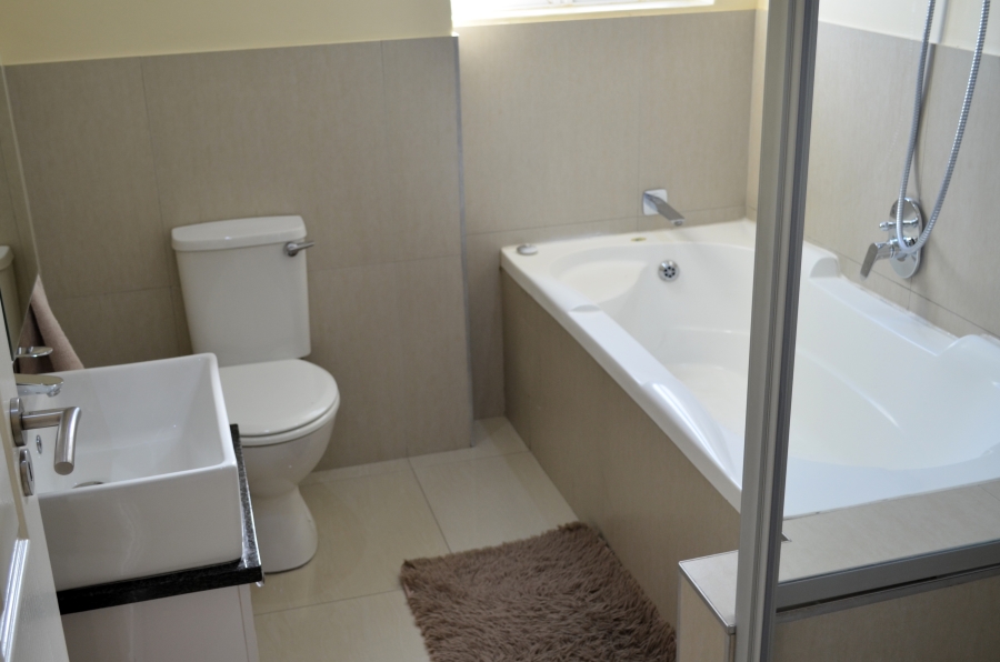 To Let 1 Bedroom Property for Rent in Strand North Western Cape
